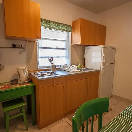 Emily Apartment *